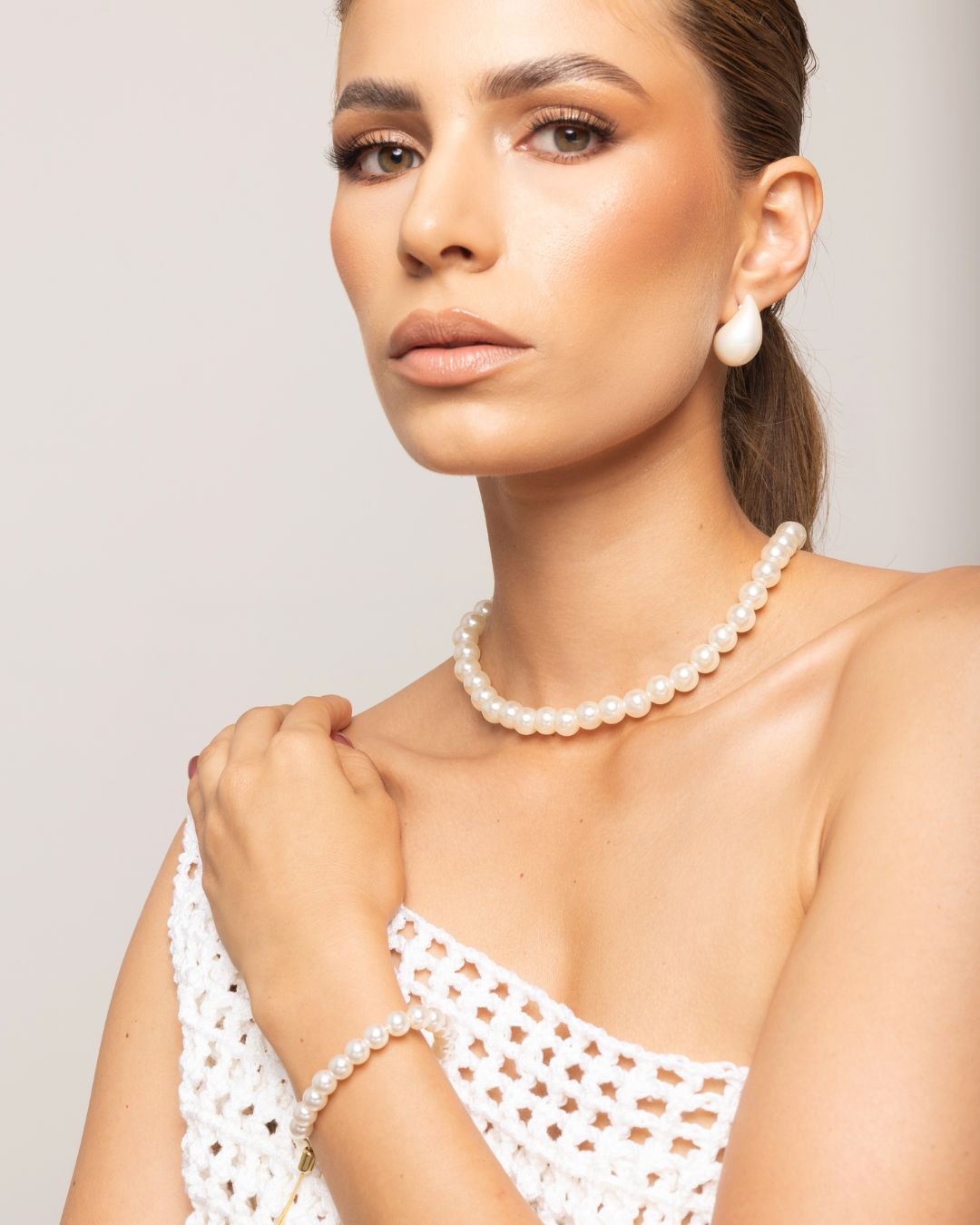 Set perlas: aretes + collar + 1pulsera