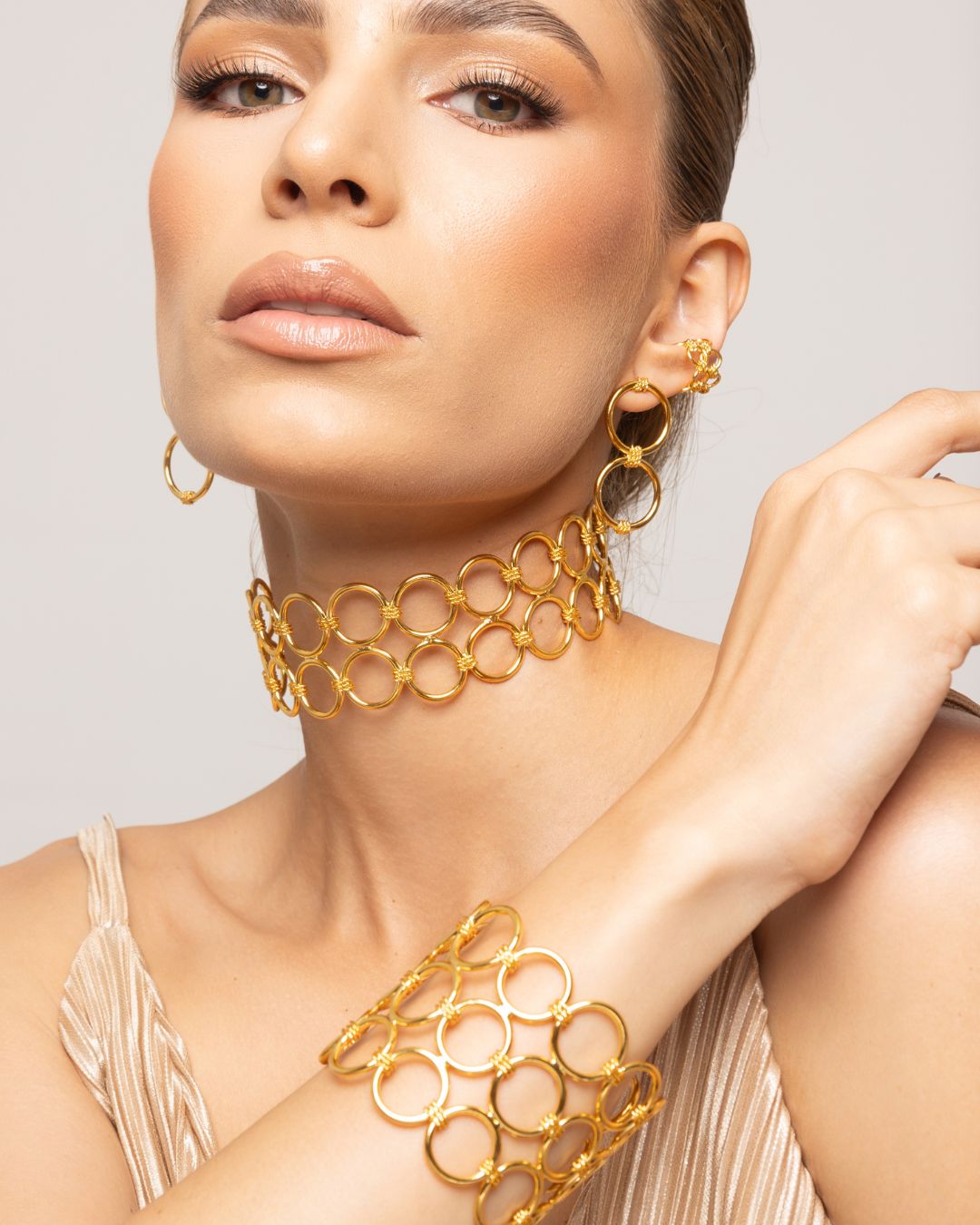 Set silueta maxi: Gargantilla + brazalete + aretes + 1earcuff + anillo